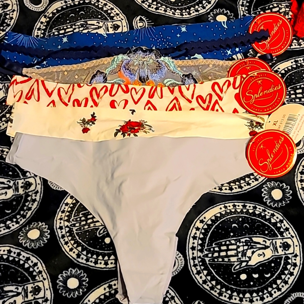 5 splendies thongs